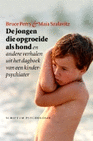 De jongen die opgroeide als hond